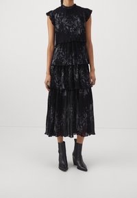 AllSaints Cocktailklänning - black