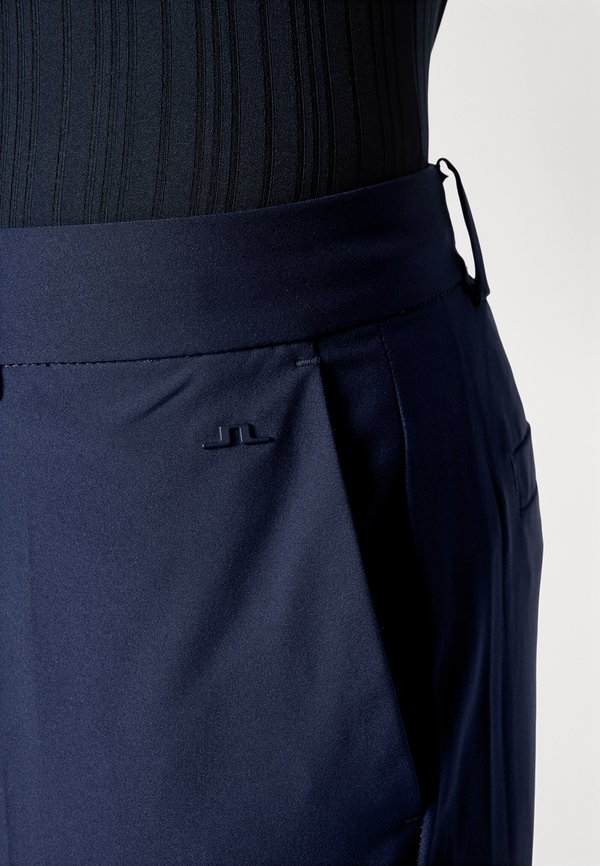 PILA PANTS - Trousers2