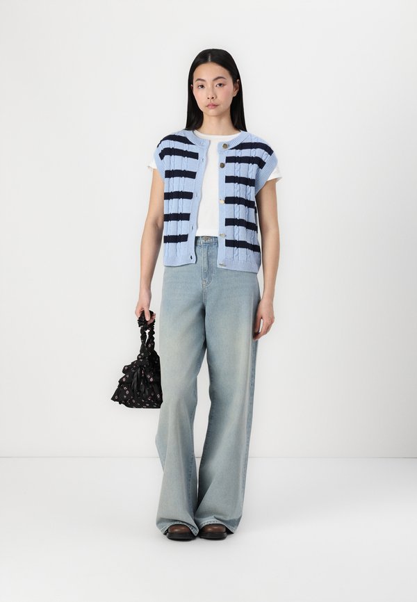 ONLCHICO O NECK BUTTON  - Cardigan2