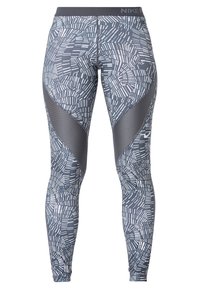Leggings Nike Pro gris à motifs avec panneaux en mesh noir sur les cuisses et logo Nike swoosh sur la jambe droite inférieure.