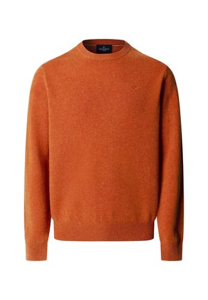 Maglione arancione a maglia con scollatura rotonda, polsini e orlo a costine. Presenta un piccolo logo sul petto. Texture morbida e peso medio.