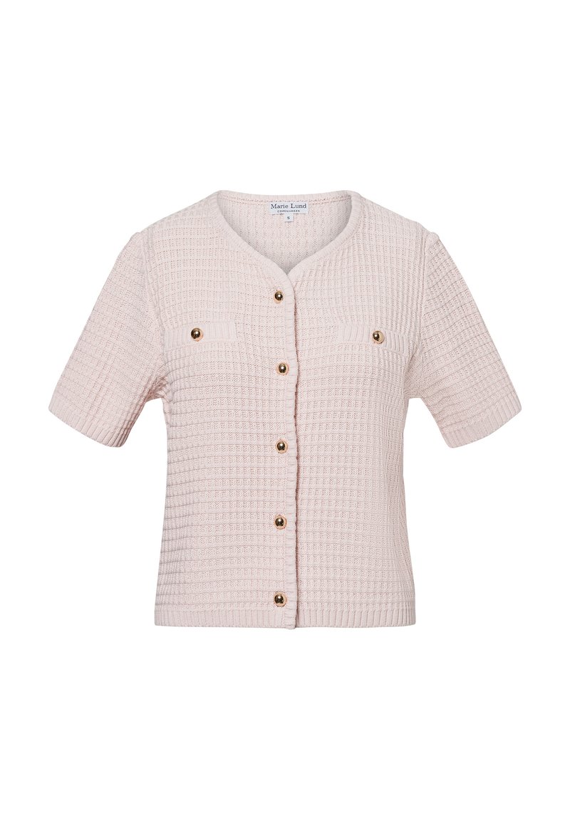 Helle rosa kurzärmelige Strickjacke mit einer strukturierten Musterung, rundem Ausschnitt und sechs goldfarbenen Knöpfen. Verfügt über zwei Brusttaschen.