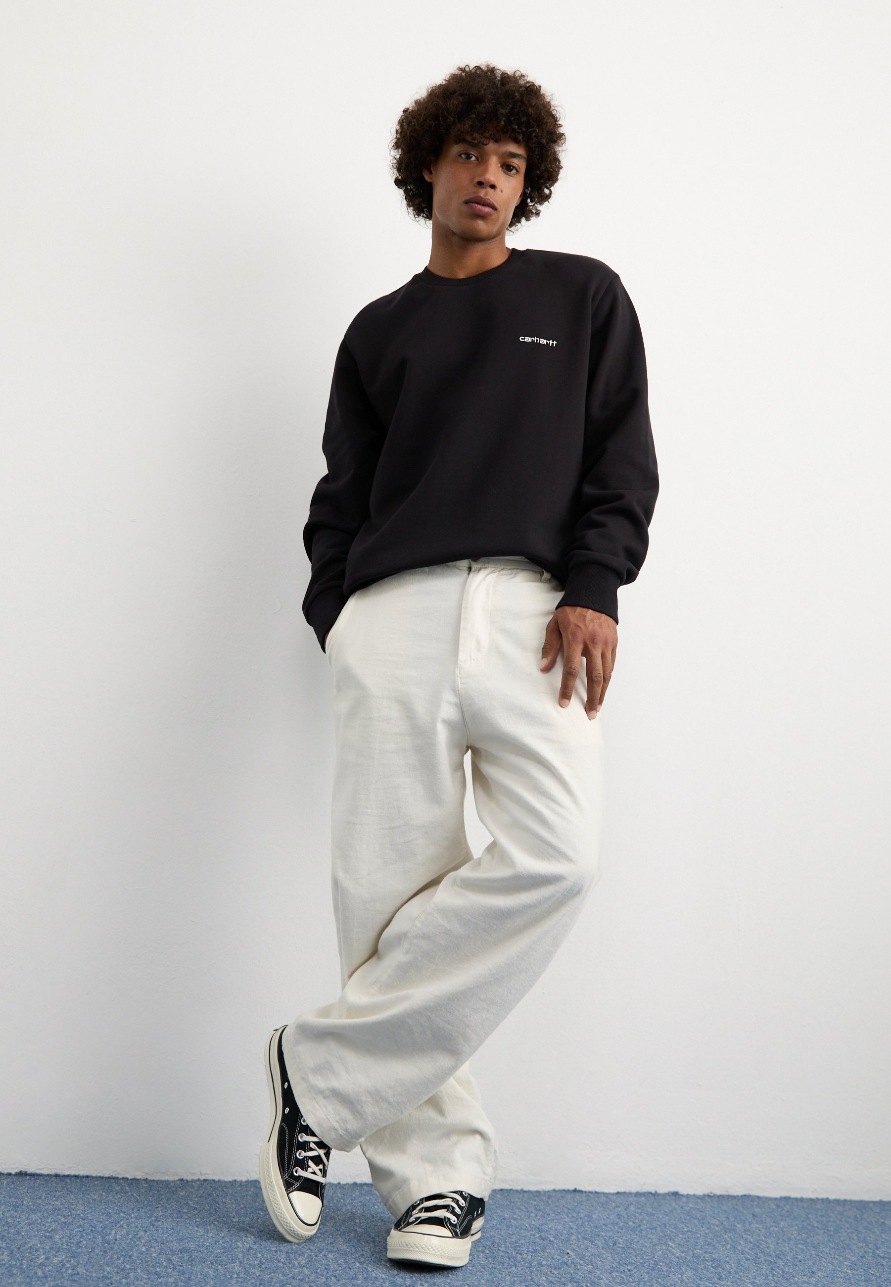 スウェット・トレーナー Carhartt Wip Script Embroidery Black Sweatshirt Carhartt WIP Script Embroidery Sweatshirt | Black / White