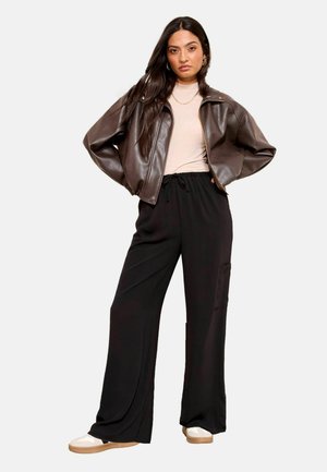 UTILITY POCKET WIDE LEG - Pantalon classique - black
