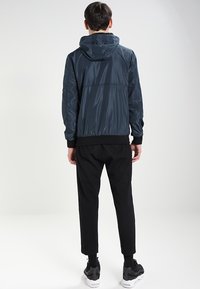 YOURTURN Tunn jacka - dark blue