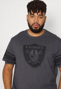 Only & Sons ONSNFL LIFE TEE - T-shirt estampada - asphalt