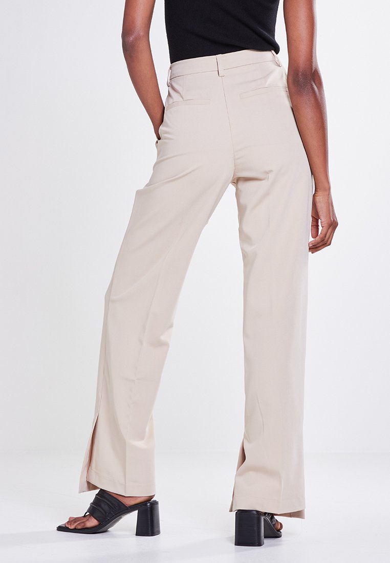 NA-KD Pantaloni - beige - Zalando.it