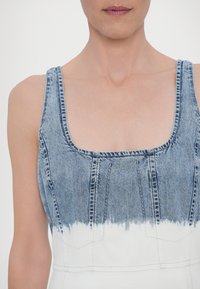 MOSCHINO JEANS Obleka iz džinsa - multi ice