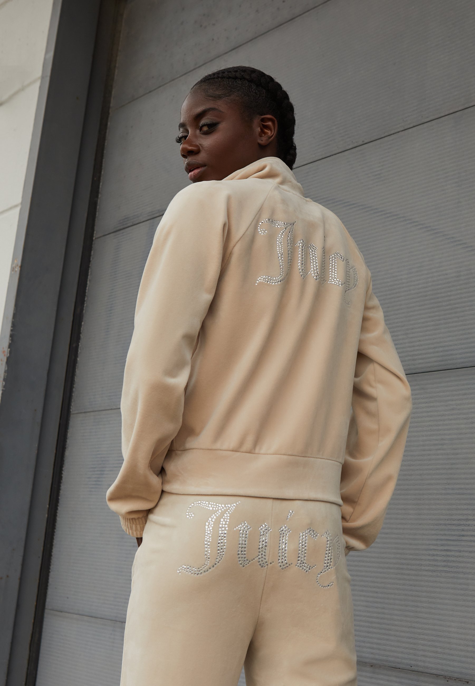 beige juicy couture
