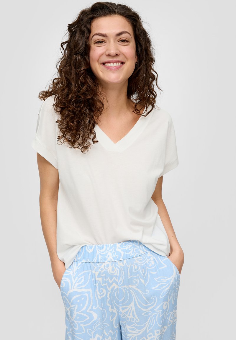 s.Oliver MIT V-AUSSCHNITT - T-shirt basic - ecru