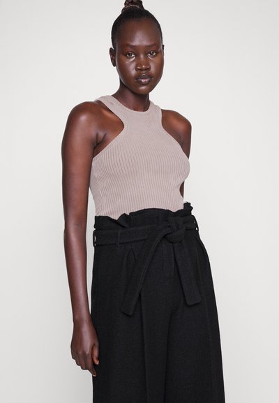 Lovechild KAISA PANTS - Hlače - black