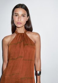 Massimo Dutti STRIPED  - Maxi dress - orange