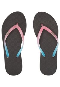 Tongs noires avec un semelage texturé et des sangles dégradées en rose et bleu, comportant un logo sur la sangle.