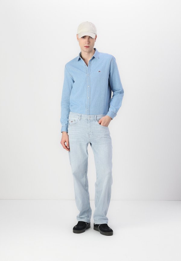 REGULAR FIT SHIRT - Shirt - denim light2
