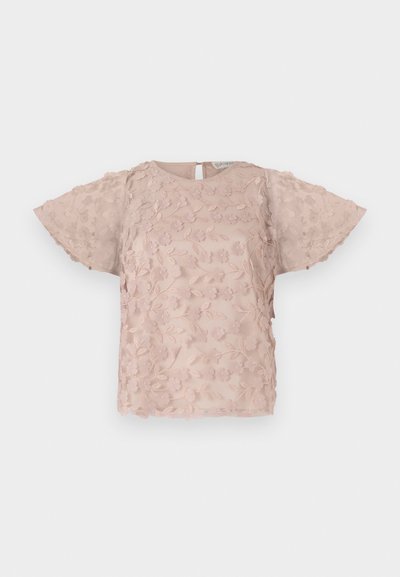 Rosafarbene bestickte Bluse mit Blumenmustern, kurzen, flatternden Ärmeln und einem Schlüssellochverschluss im Rücken. Weicher, texturierter Stoff.