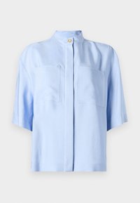 Unselected, light pastel blue