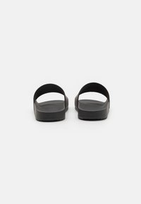 HUGO TIMEIN - Badesandaler - black