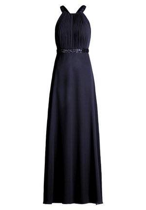 Abito lungo navy con scollatura a halter, corpino plissettato e cintura decorata con perline. Tessuto elegante e fluido con una consistenza liscia e spalline regolabili.