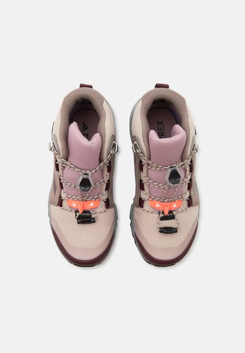 adidas MID GTX UNISEX - Hiking shoes - magic mauve/taupe/maroon — photo 4