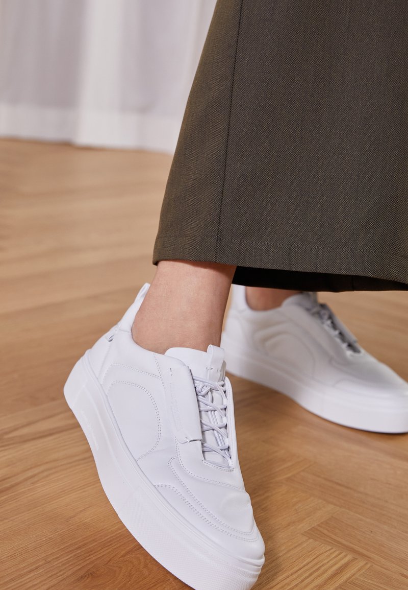Damen Sneaker low | Kennel + Schmenger BIG Sneaker low bianco/weiß - AN44833 Damen Sneaker low | Kennel + Schmenger BIG Sneaker low bianco/weiß - AN44833