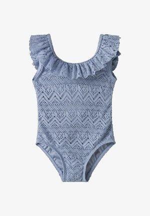 Hellblauer Einteiler-Badeanzug mit gerafften Schulterträgern und einem geometrischen Spitzenmuster im gesamten Stoff.