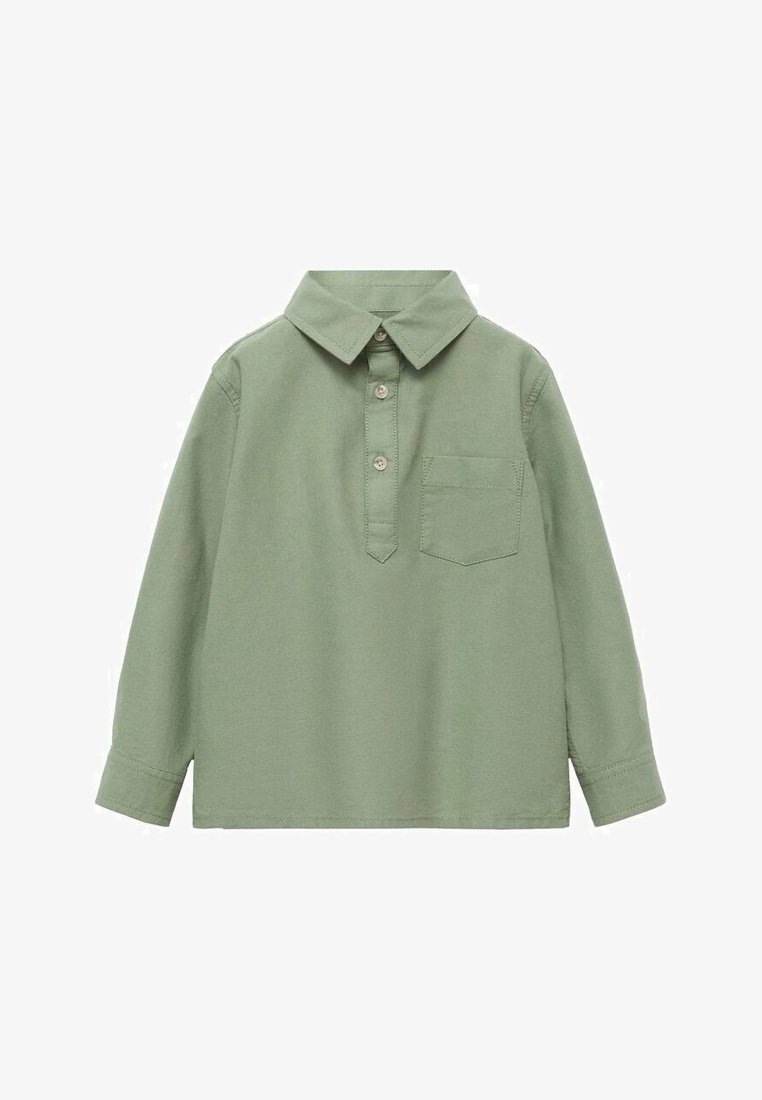Polo cu mâneci lungi, din bumbac verde deschis, cu guler, închidere cu nasturi și buzunar pe pieptul stâng. Design simplu și versatil.