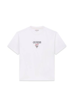 Bílé bavlněné tričko s krátkými rukávy, na přední straně s černým logem „GUESS“ a červenými akcenty ve tvaru trojúhelníku.