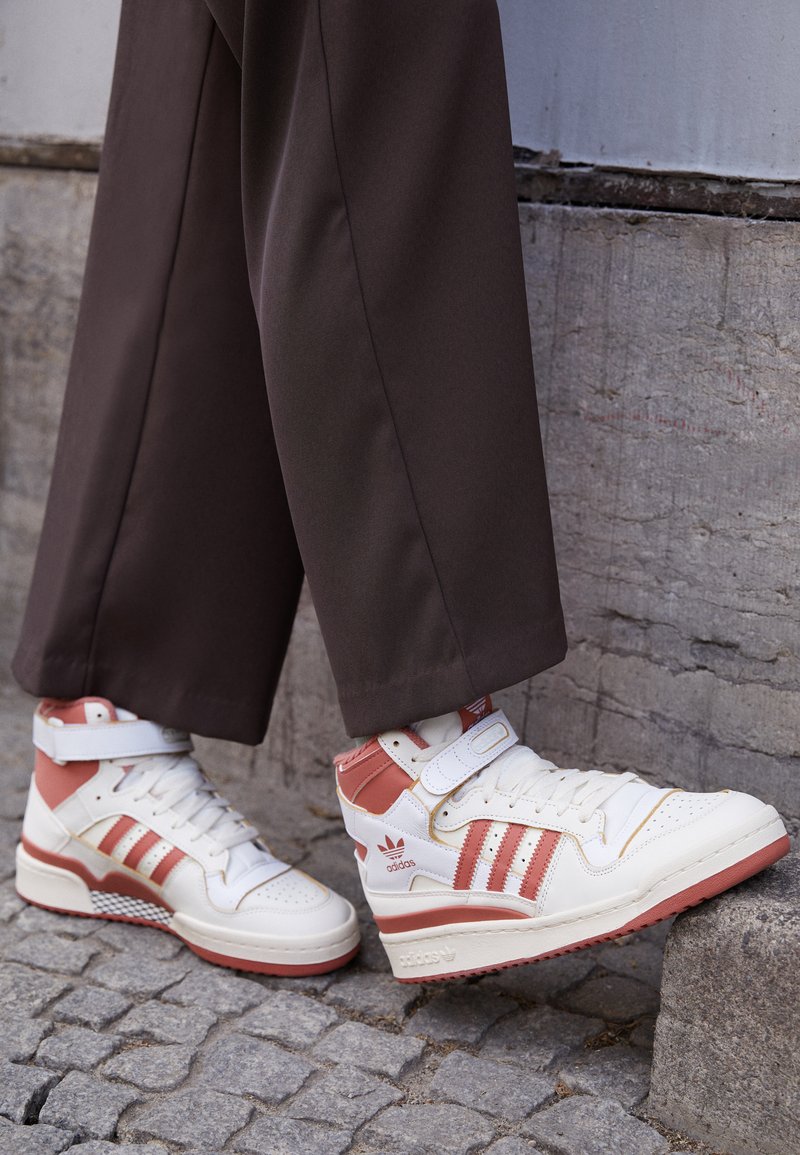 Sneakers alte