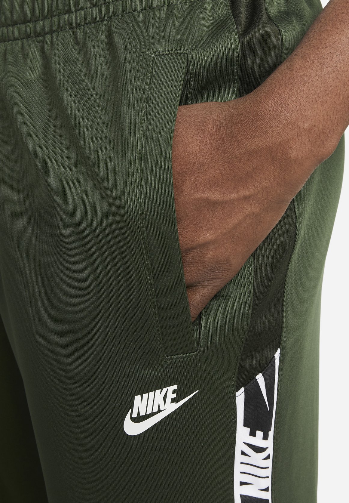 nike react element 87 volt pink