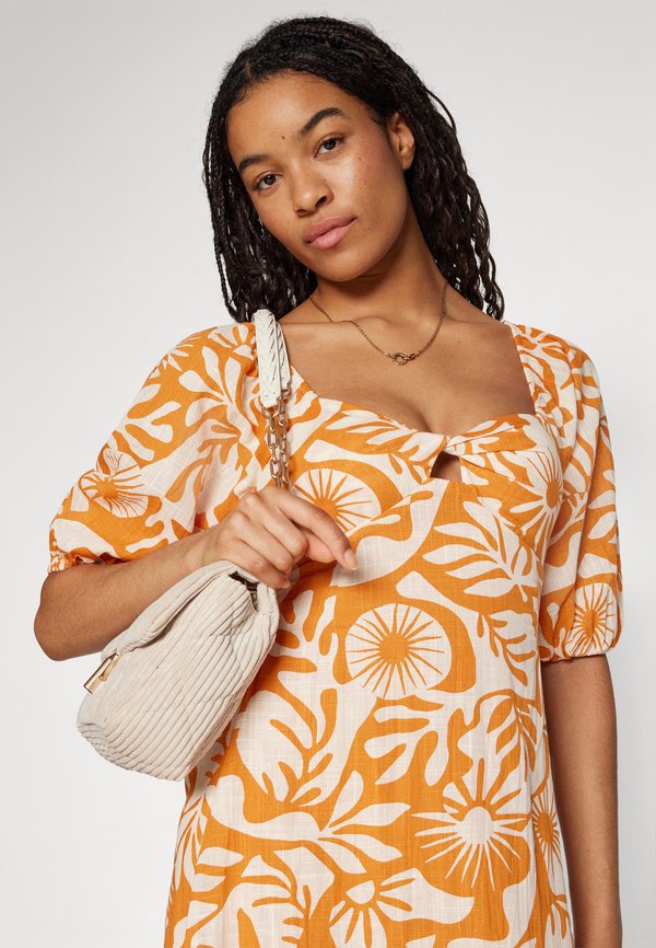 PARADISE COVE  - Maxi dress - dried mango2