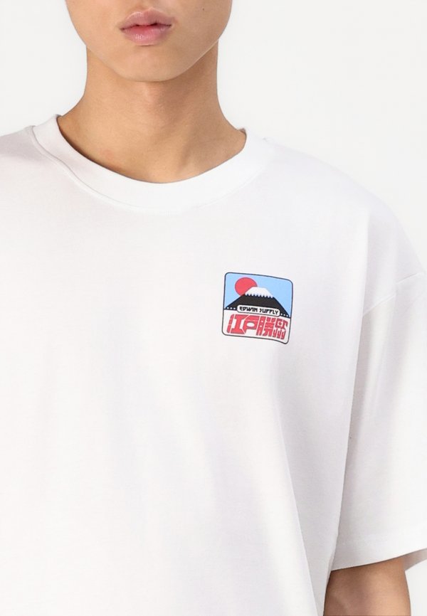 SUNSET ON FUJI SAN UNISEX - Print T-shirt2