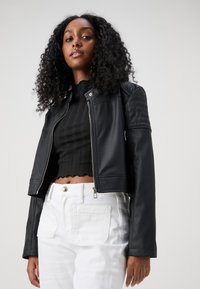 ONLY Petite ONLAMIA MOTO JACKET  - Imitert skinnjakke - black