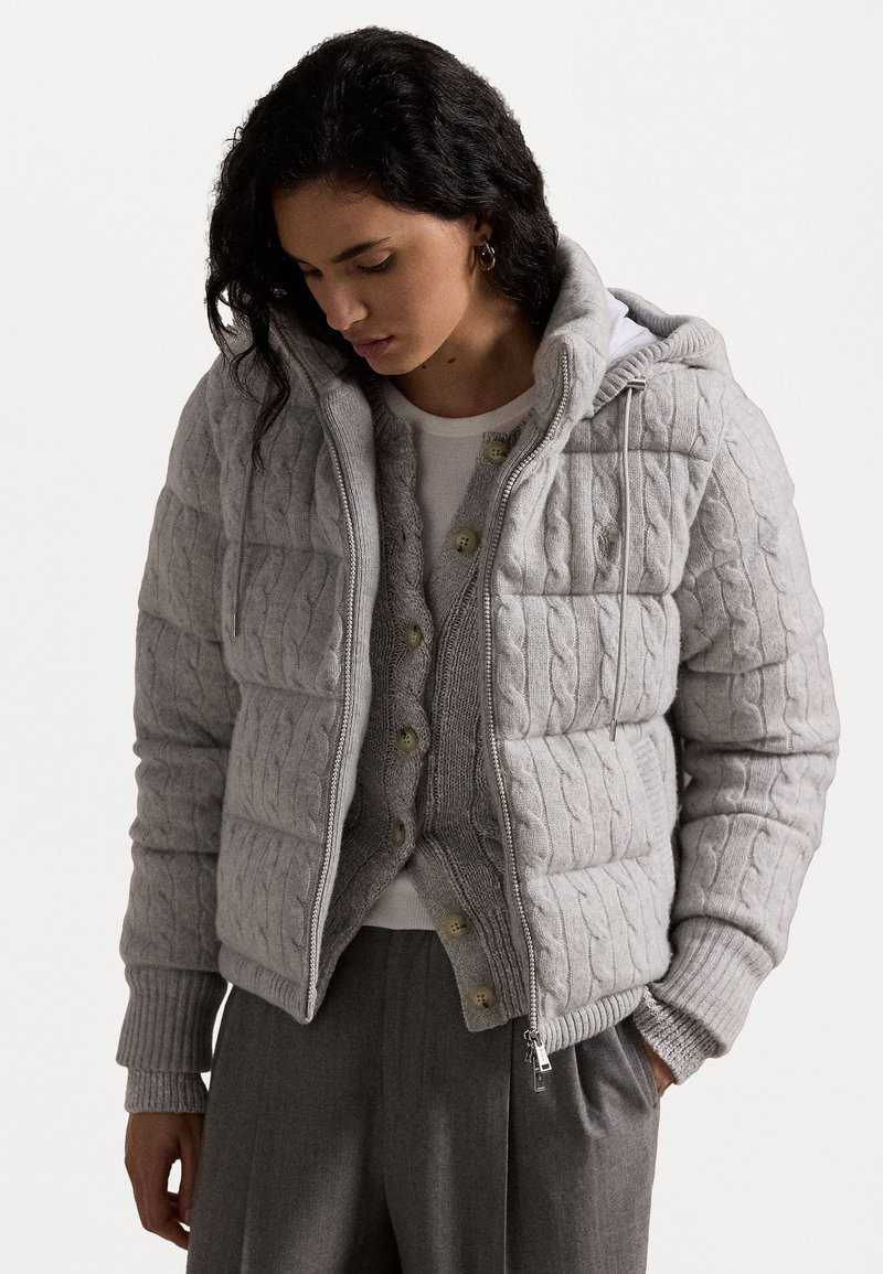 Polo Ralph Lauren CABLE KNIT HOODED DOWN COAT - Páperová bunda - new grey heather