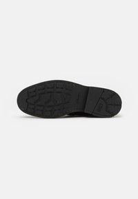 Clarks Chaussons - black