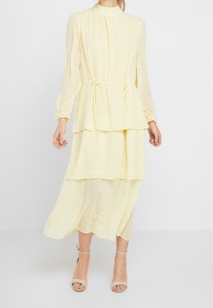 Stella Nova, Robe longue - light yellow