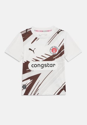 Camiseta de fútbol de manga corta blanca y marrón con rayas abstractas, logo del FC St. Pauli, logo de Puma y nombre del patrocinador "congstar" en el frente.