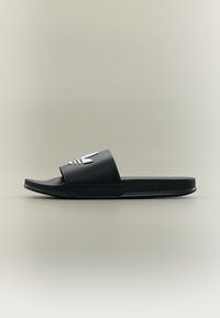 Δεν επιλέχθηκε, navy/white/navy