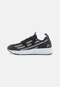 Δεν επιλέχθηκε, black/silver