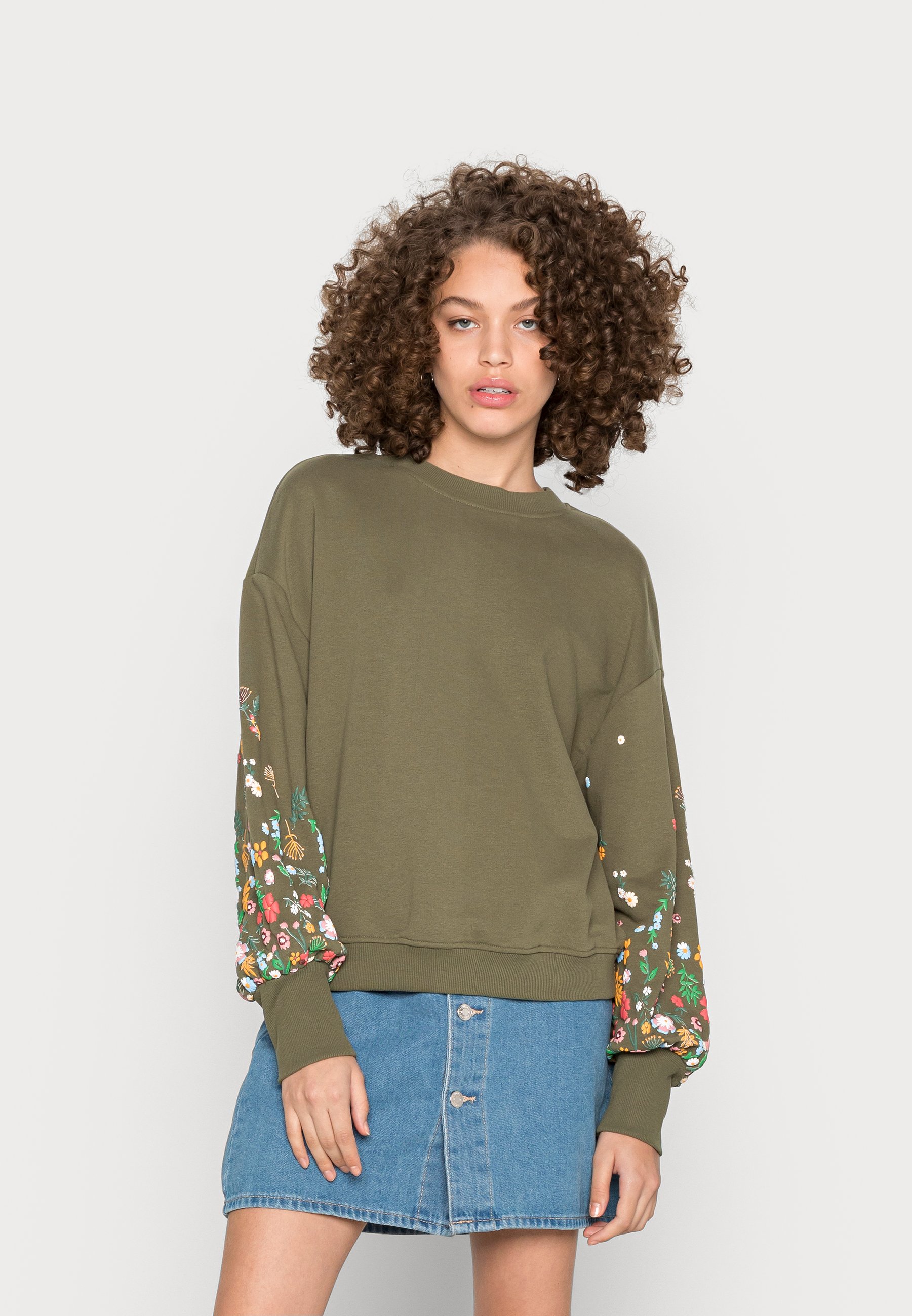 ONLY ONLBROOKE O NECK FLOWER - Sweatshirt - kalamata/khaki - Zalando.ie