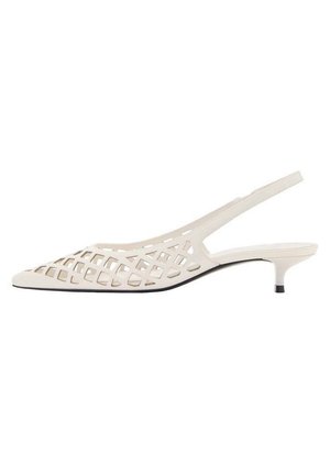 Hvid sandal med åben tå og slingback-rem, spids tå, med et gittermønster og lav kittenhæl. Fremstillet i tekstureret materiale.
