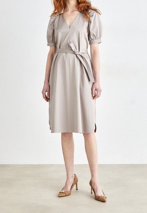 Robe de jour - beige