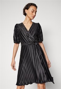 DKNY DOUBLE  V NECK MINI - Cocktail φόρεμα / Φόρεμα για πάρτι - black