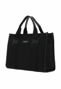 Sac fourre-tout noir en tissu texturé avec des accents en cuir. Dispose de deux poignées supérieures, d'une forme rectangulaire et d'un patch logo à l'avant.