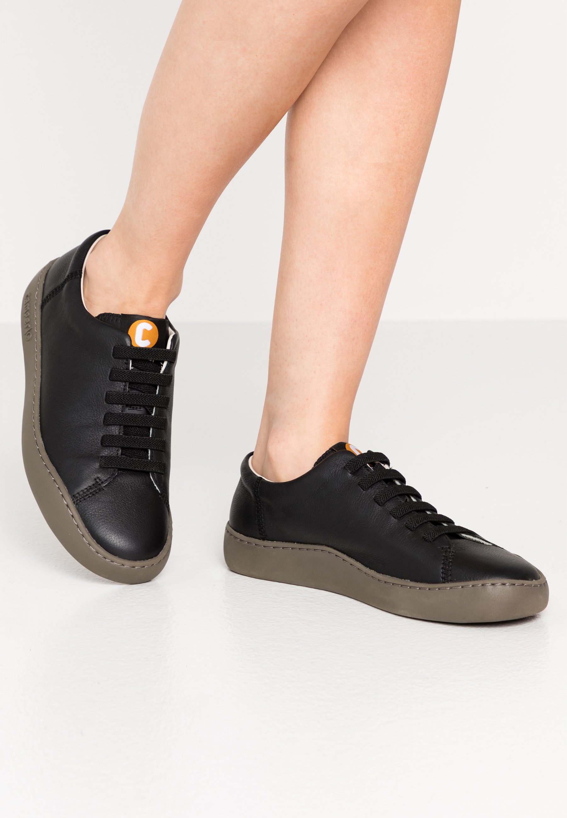 Camper PEU TOURING Joggesko blacksvart Zalando.no Camper COURB Casual snøresko black Zalando.no