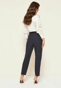 Friends Like These TAILORED ANKLE GRAZER REGULAR FIT - Nohavice - navy blue