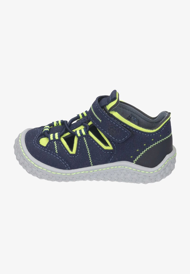 Scarpa per bambini blu e verde neon con cinturino in velcro, fori traspiranti, suola in gomma e dettagli testurizzati lungo il bordo.