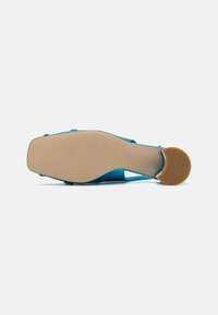 Jeffrey Campbell GOLIAH - Klasične cipele s visokom petom - blue metallic