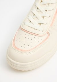 INSIDE CON PANELES DE MALLA - Zapatillas - beige