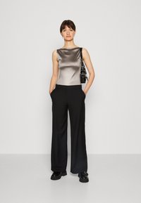 Weekday EMILY SUITING TROUSER - Püksid - black