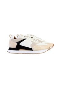 Zapatillas con ante beige y cuero blanco, detalles en negro, puntera redonda y cordones texturizados, con una suela de goma para un mejor agarre.